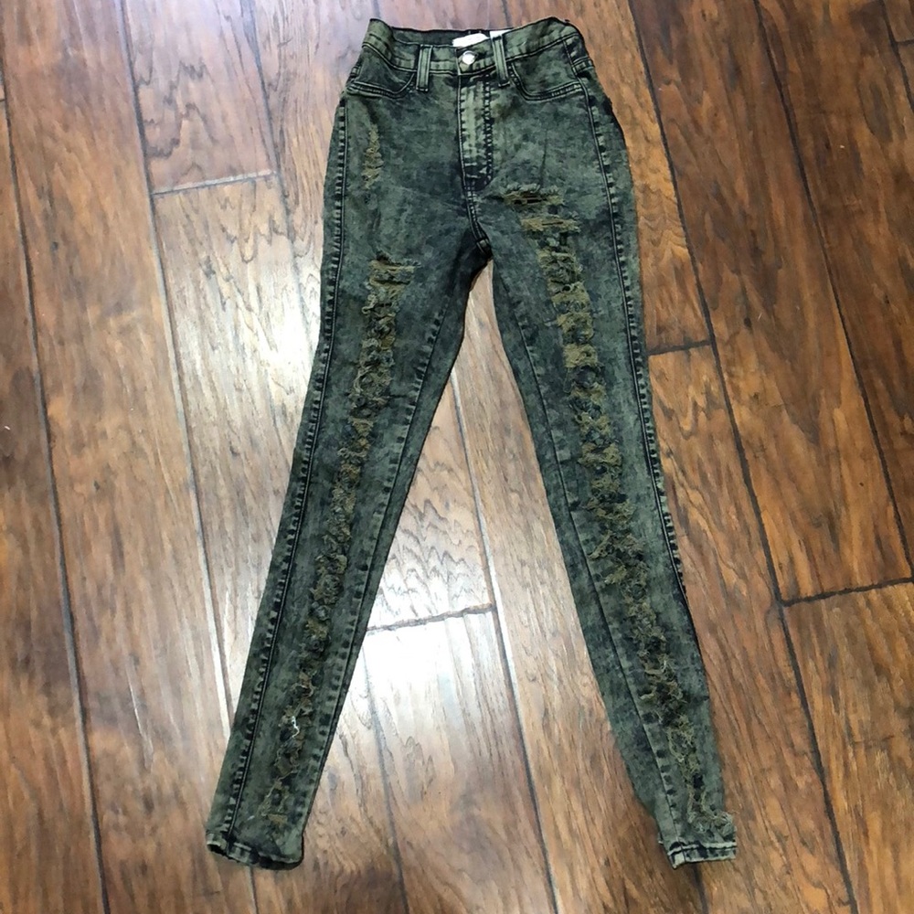 High waisted distressed stretchy pants